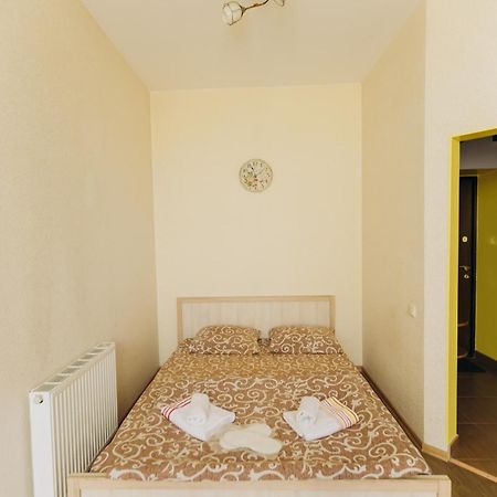 Затишні Apartments Біля Жд Вокзалу Ивано-Франкивск Екстериор снимка