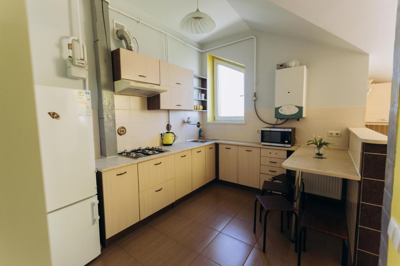 Затишні Apartments Біля Жд Вокзалу Ивано-Франкивск Екстериор снимка